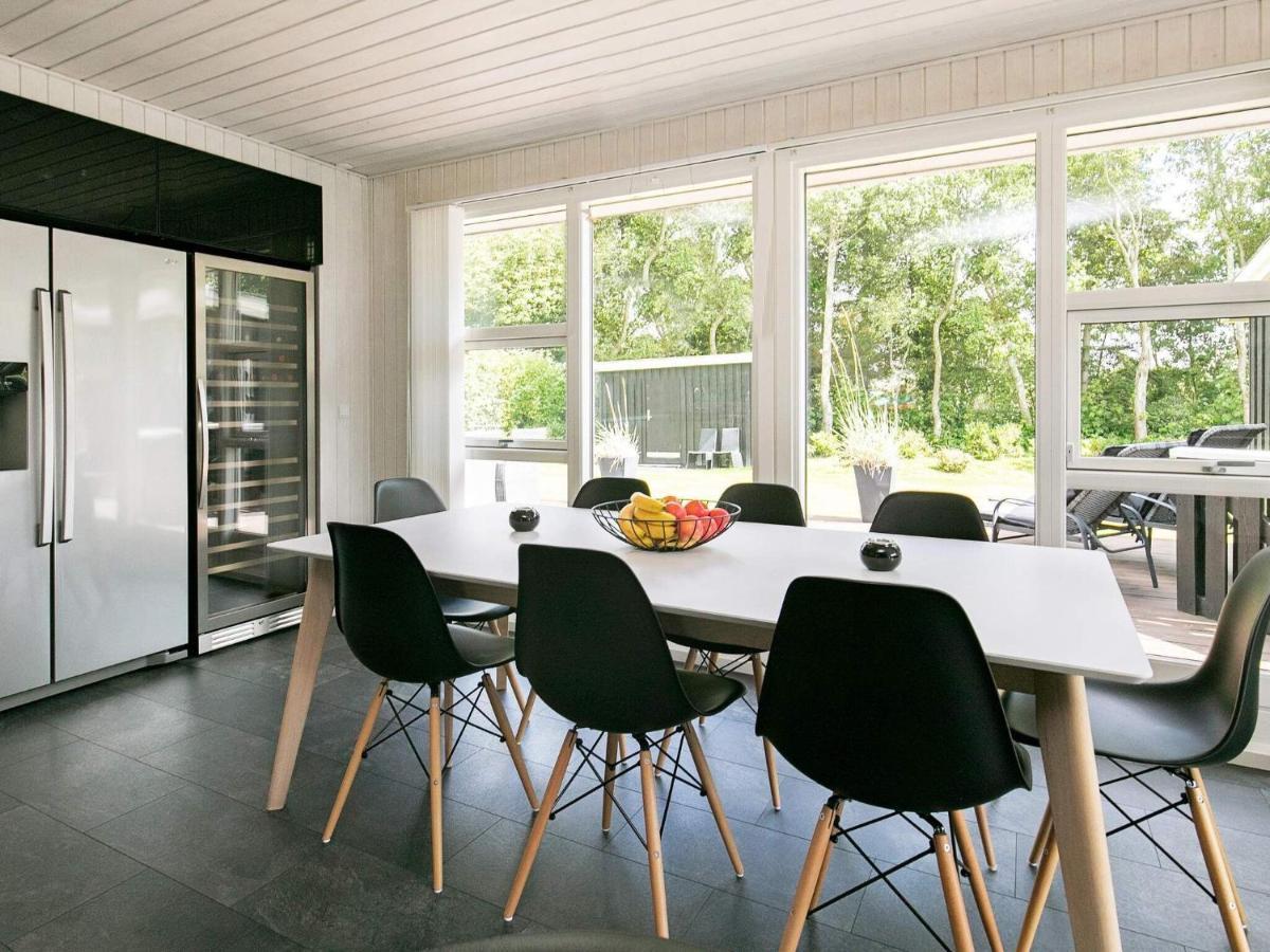 6 Person Holiday Home In Hemmet Esterno foto