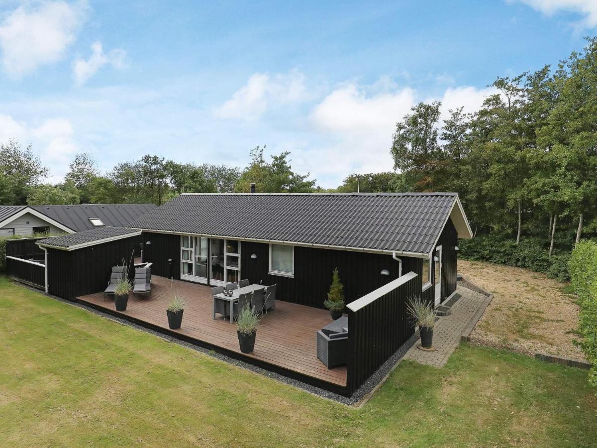 6 Person Holiday Home In Hemmet Esterno foto