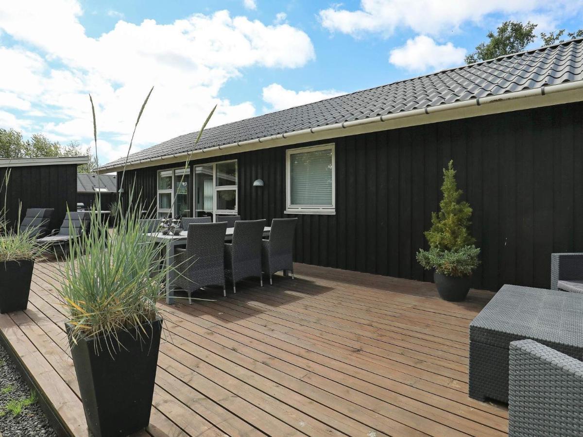 6 Person Holiday Home In Hemmet Esterno foto